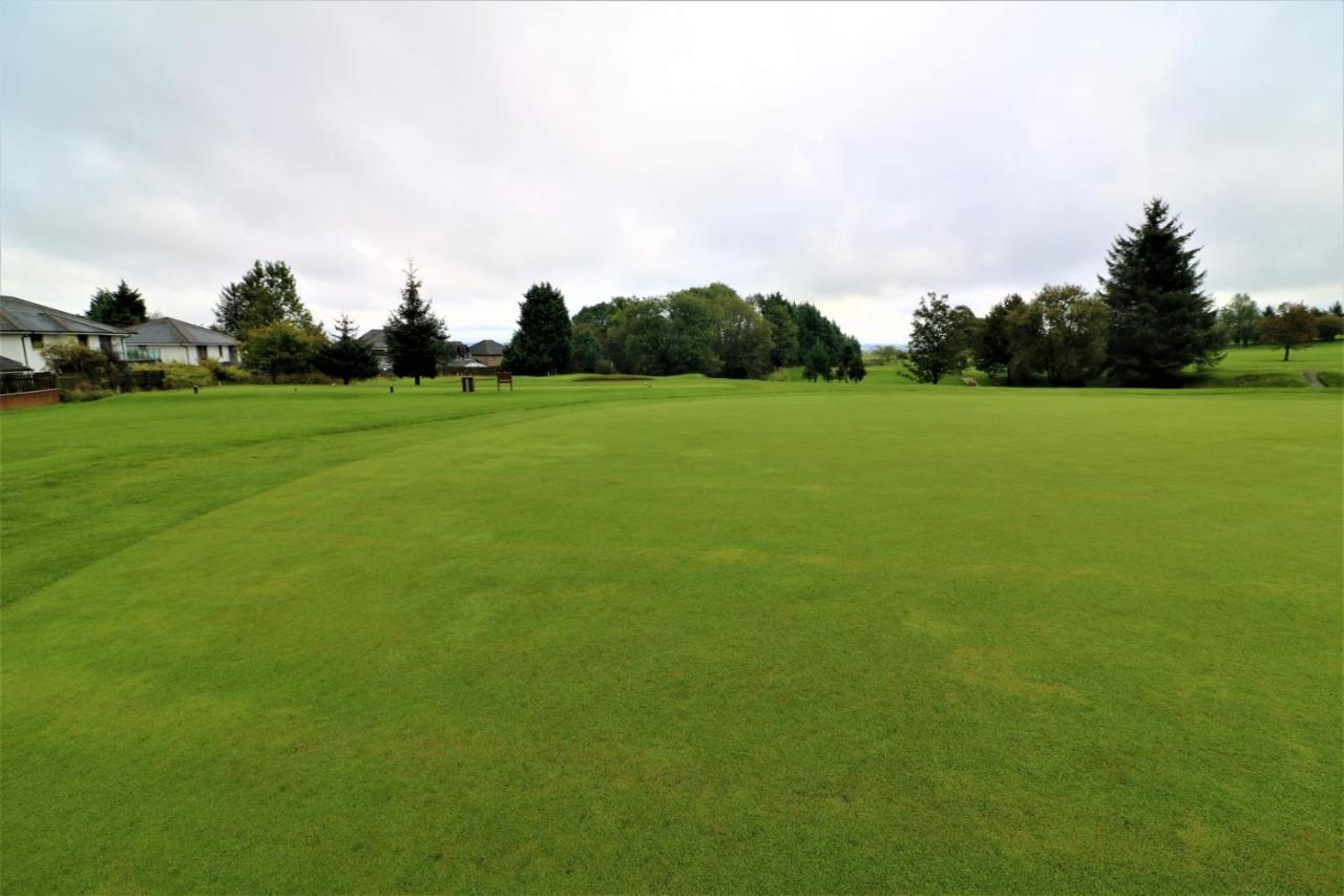 Signature - Greenlees Clubhouse Glasgow Buitenkant foto